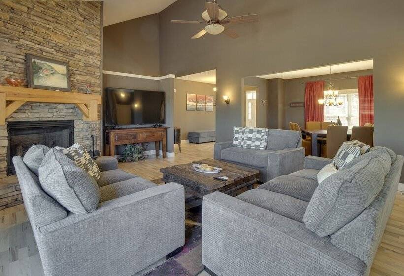 Secluded Flippin Home < 2 Mi To White River!