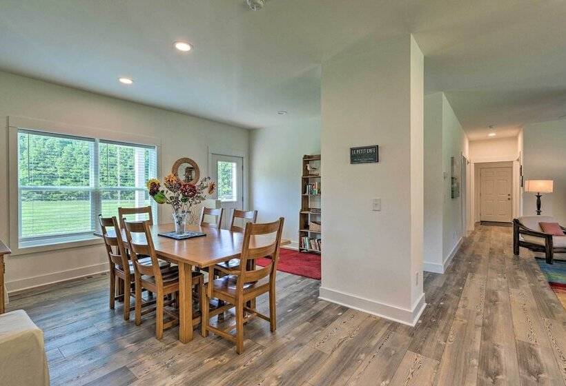 Shore Thing Bayfront House W/ Provided Kayaks!