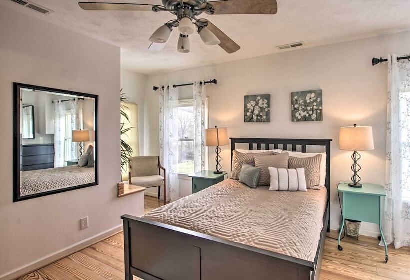 Spacious Faber Home W/ Yard, Steps To Winery!