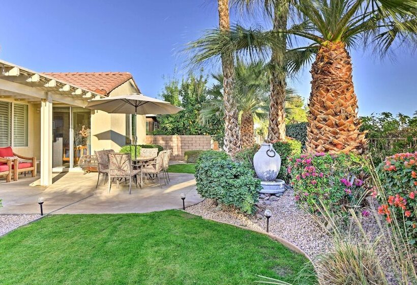 Spacious Golf Home W/ Yard At Indian Palms Resort!