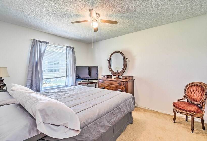 Sunny Home In The Villages W/ Lanai & Pool Access!