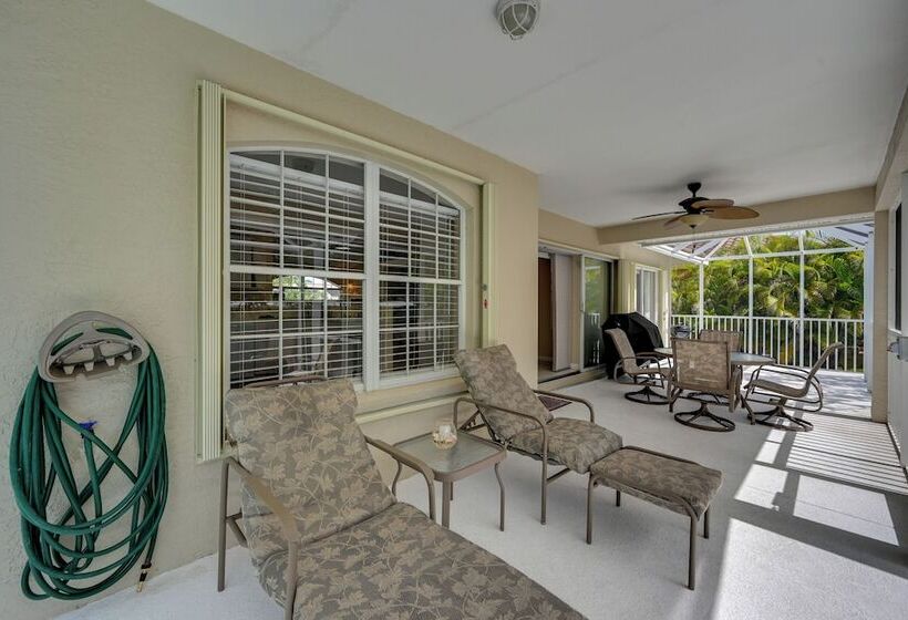 Sunny Marco Island House < 3 Blocks To Beach!