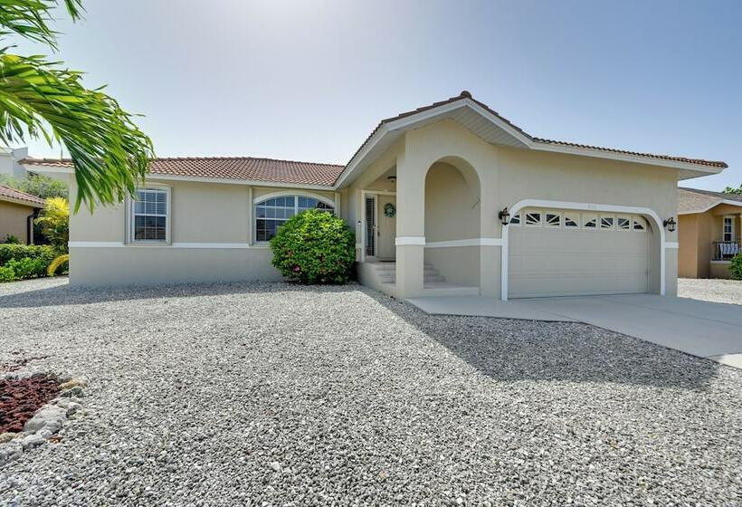 Sunny Marco Island House < 3 Blocks To Beach!