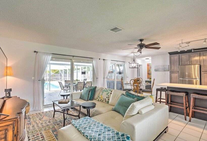 Tropical Landing  Stuart Home W/ Pool + Grill!