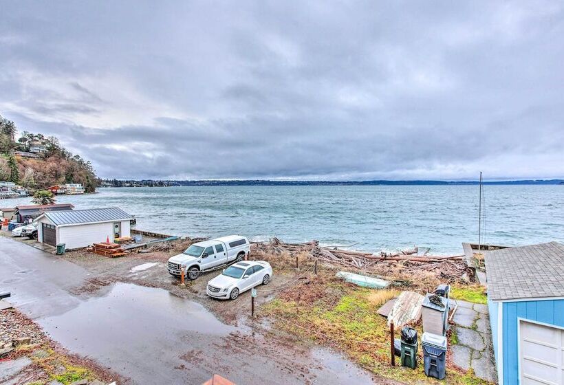 Tacoma  Dash Point Beach Cabin  W/ Balcony!