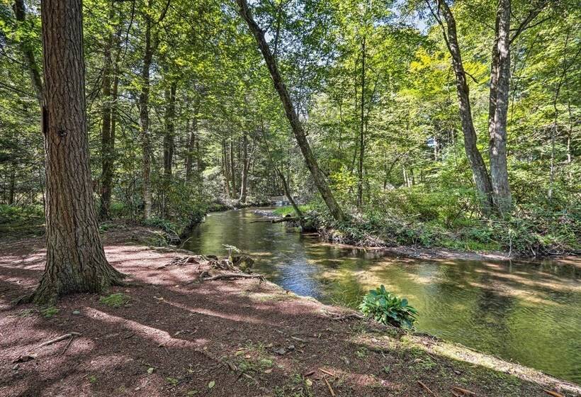 The Overlook Home: Water Views, Hiking & Boating