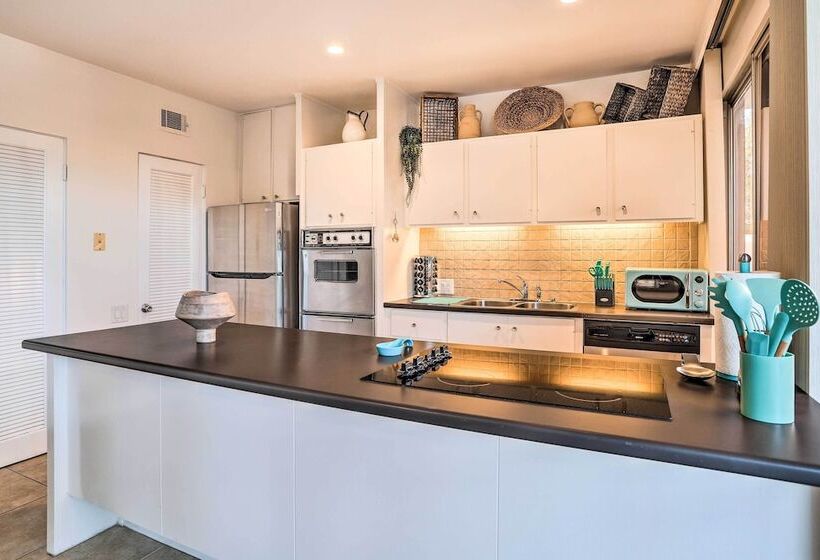 Trendy Palm Desert Home W/ Patio, Pool Access