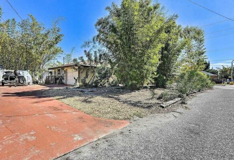 Unique Nokomis Home ~ 2 Mi To Beach Access!