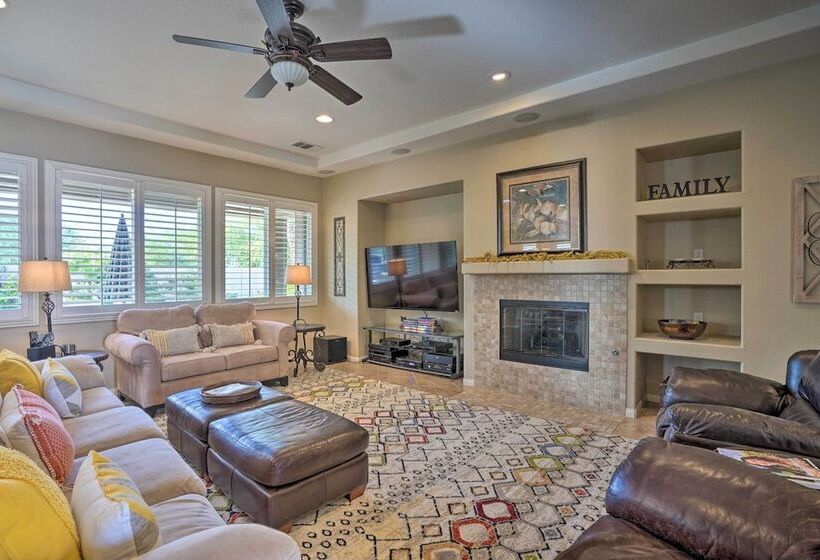 Updated Indio Home W/ Pool   6 Mi To Coachella!