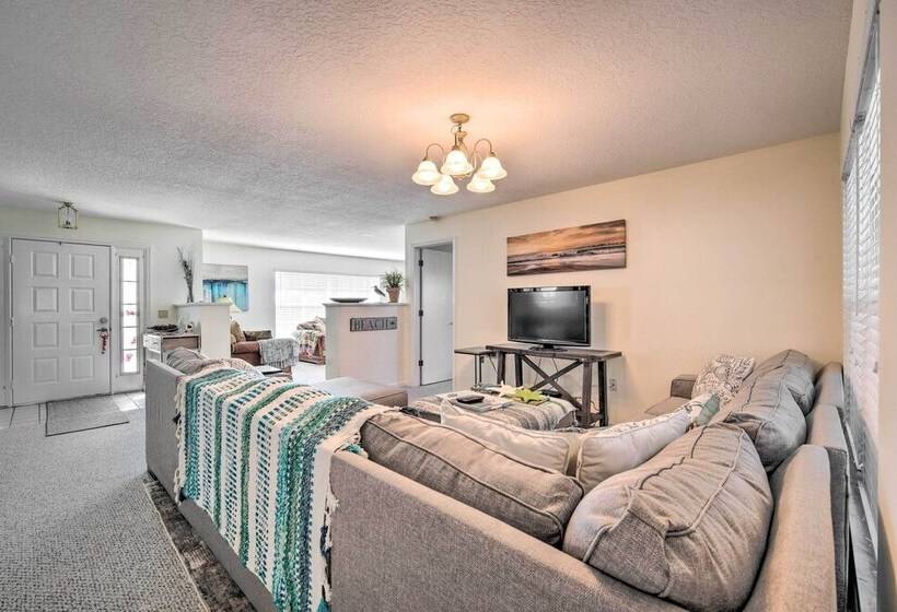 Waterfront Home W/ Dock, Kayaks, Pool + More!