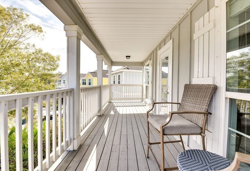 2 Story Pet Friendly Home: 2 Blocks To Ocean!