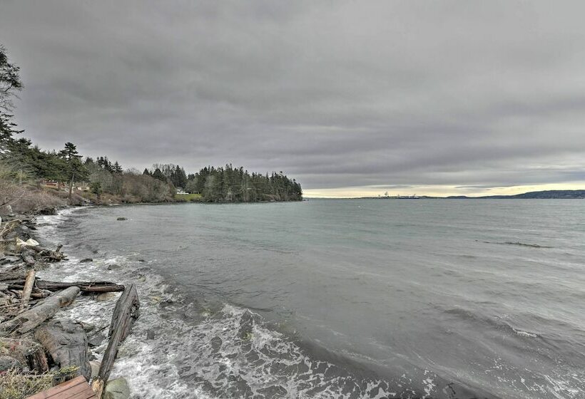 Bayfront Home Take Ferry To The San Juan Islands