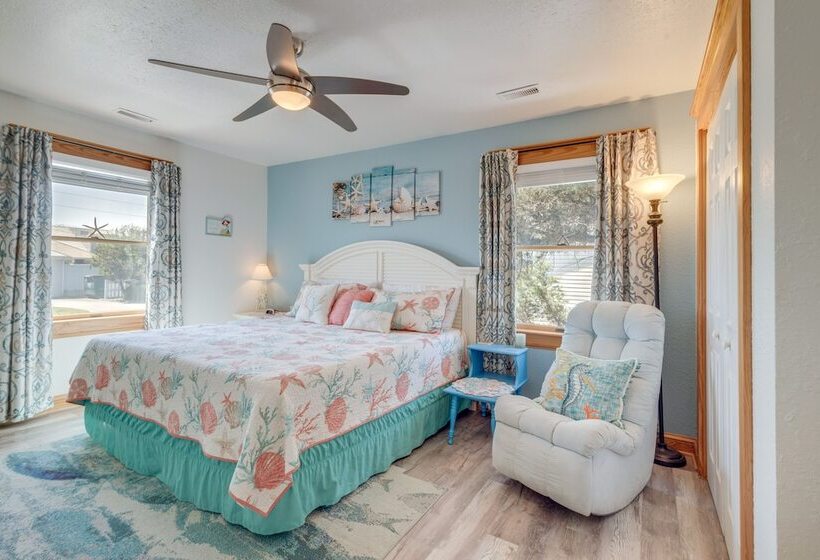 Coastal Home W/ Deck & Outdoor Shower