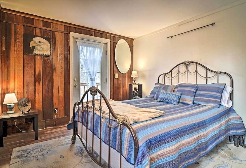 Douglas Lake Cabin W/ Mountain View Deck & Grill