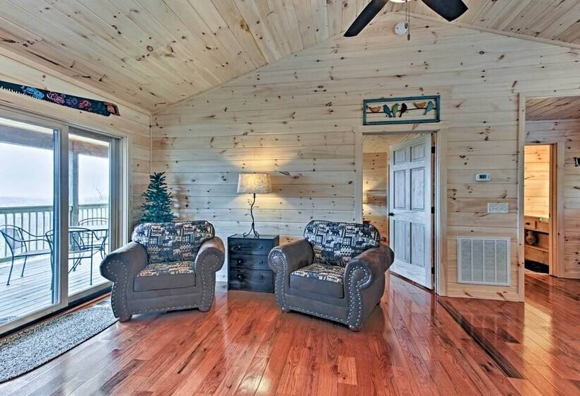 Private Hot Tub: Gatlinburg Cabin In The Clouds