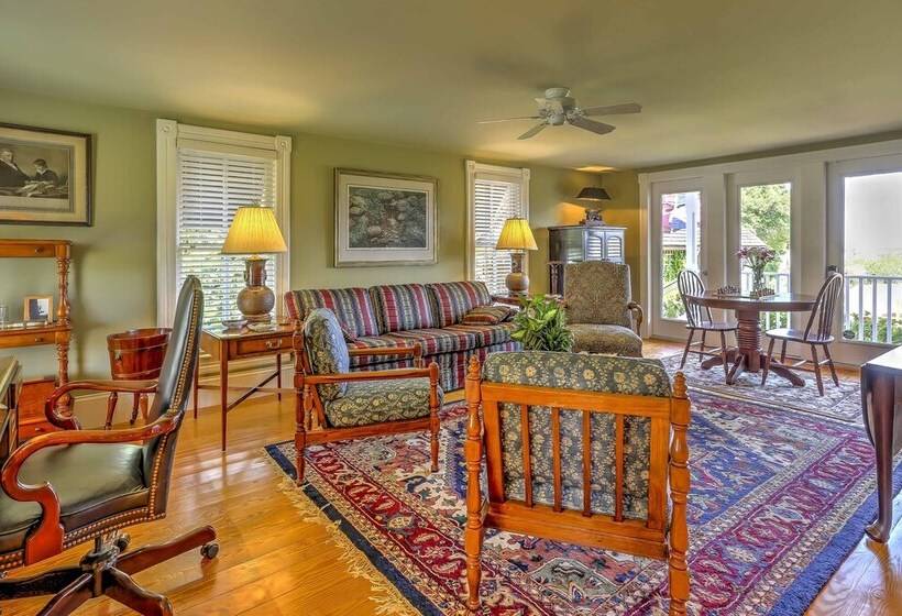 Historic Manteo House On Roanoke Sound W/ Dock!