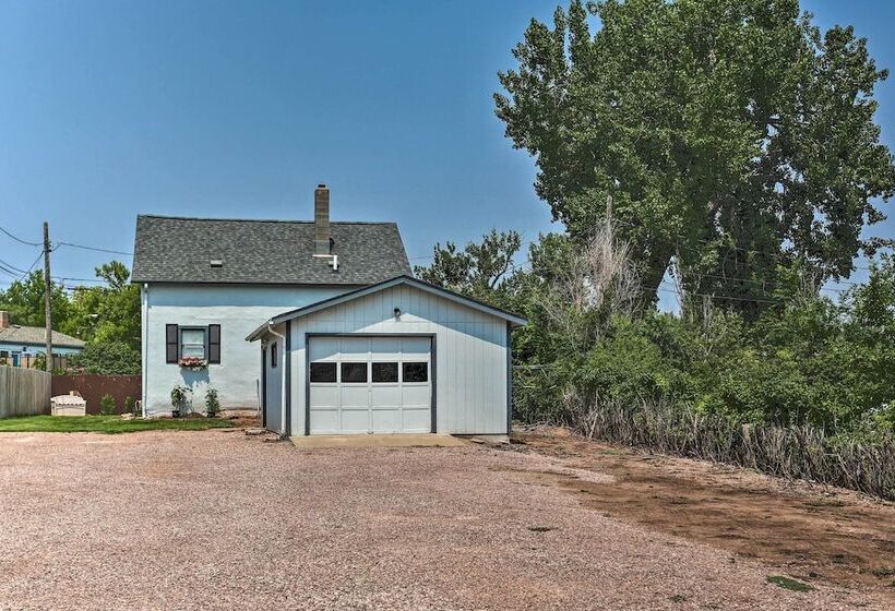 Rapid City Home W/ Patio By Canyon Lake Park!