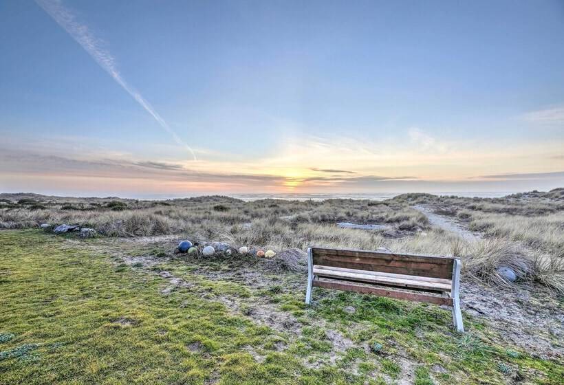 Sanderling Sea Cottages, Unit 9 With Ocean Views!
