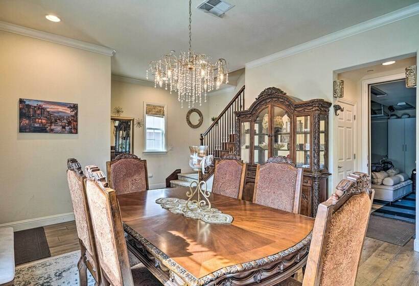 Spacious Home Near California Wine Country!