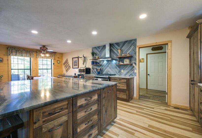 Spacious & Quiet Pagosa Springs Cabin W/ Deck!
