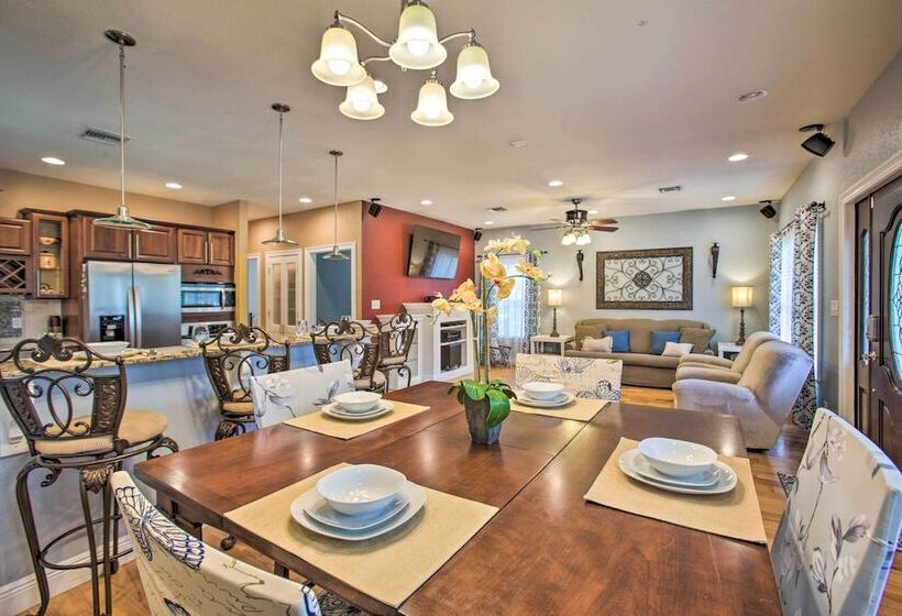 Waveland Family House, 4 Minute Drive To The Beach