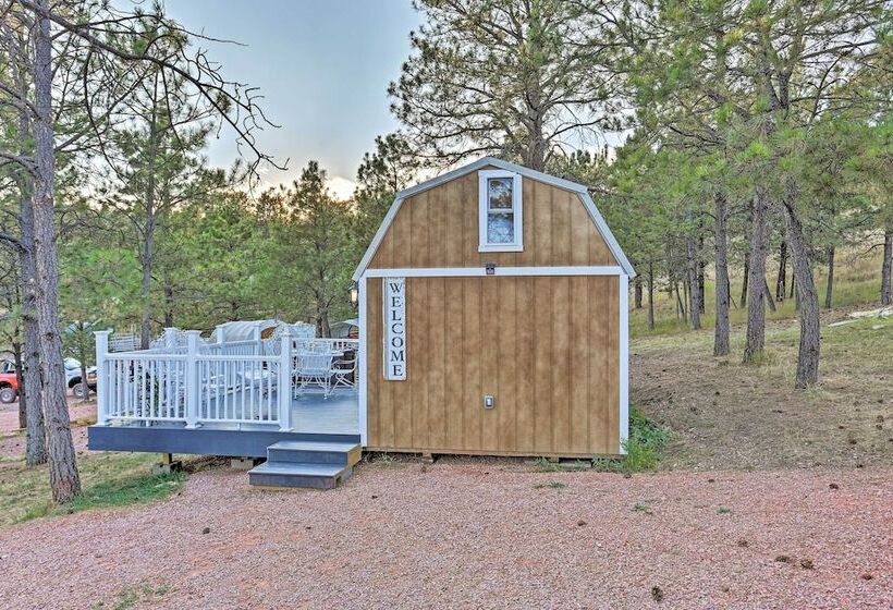Belle Cabin  W/ Hot Tub Access, Near Mt Rushmore!