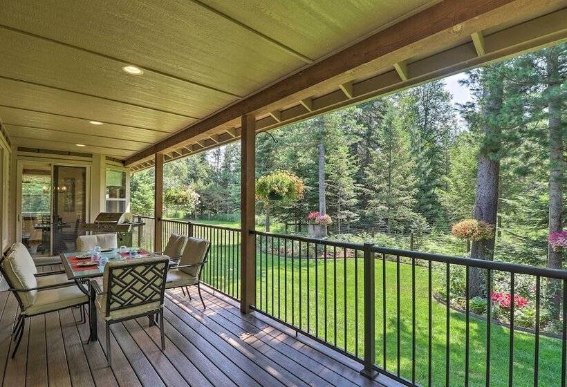 Bigfork Modern Living   Pet & Family Friendly!