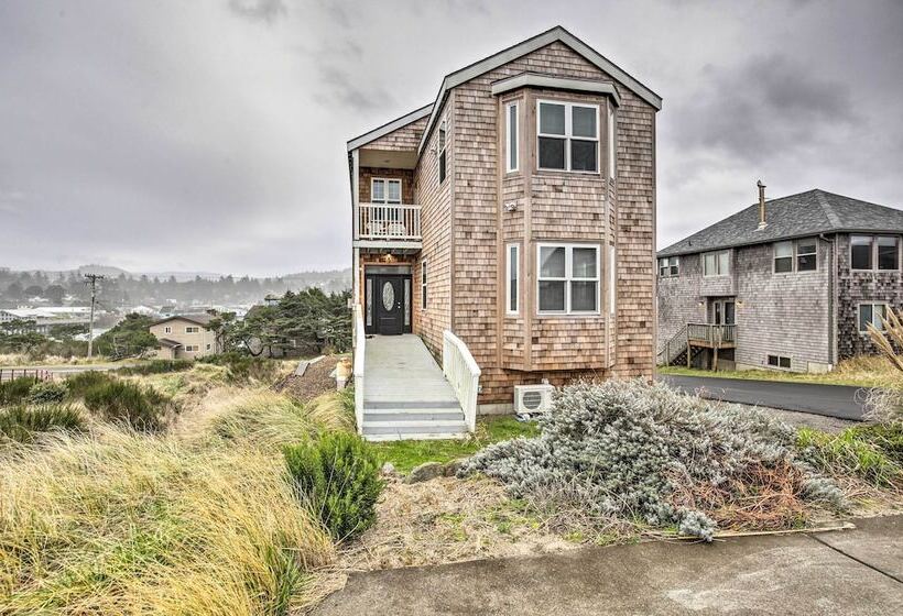 Walk To Beach: Pacific City Home W/ Bay Views!