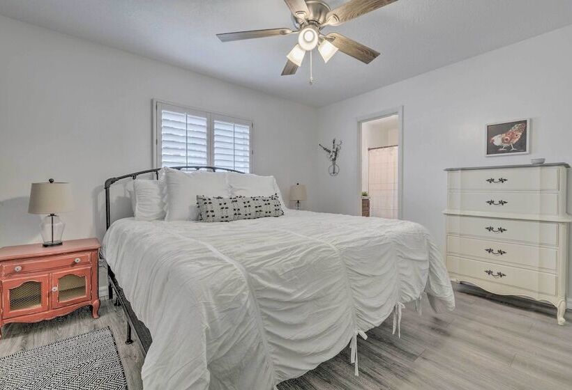 Cozy Home, ~ 8 Mi To World Equestrian Center