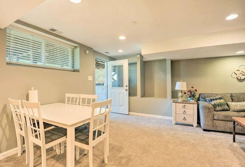 Cozy Lakeside Maryland Home   12 Mi To Dtwn!