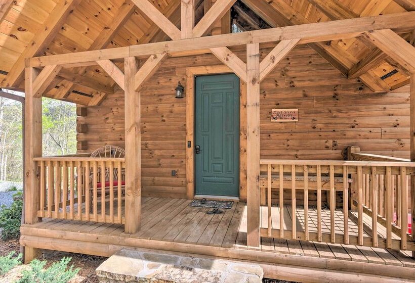 Elevated Cabin Bordering Smoky Mountain Nat L Park
