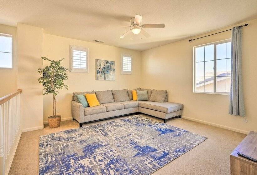 Elk Grove House W/ Grill ~ 3 Mi To Old Town!