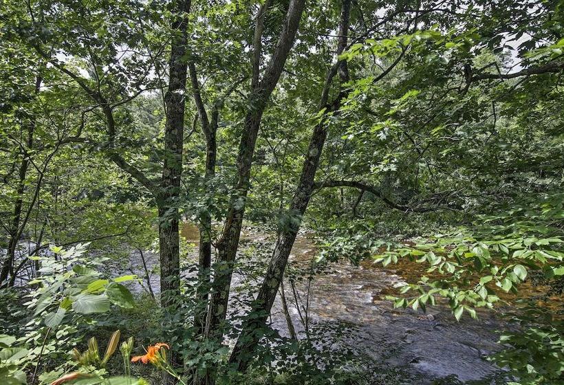 Historic Huntington Home   Walk To Westfield River