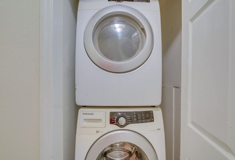 Laurel On The Lakes  Floral City Escape W/ Canoe!