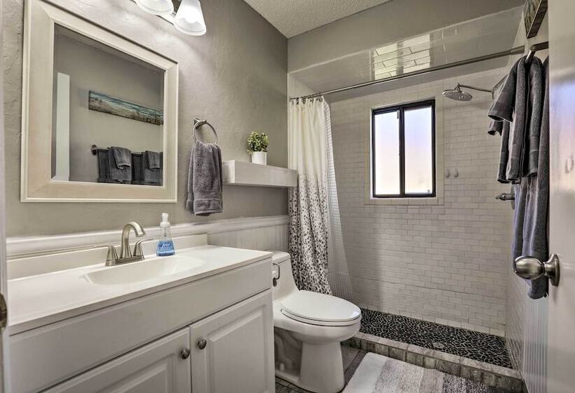 Local Olympians Home ~ 5 Mi To Beach!