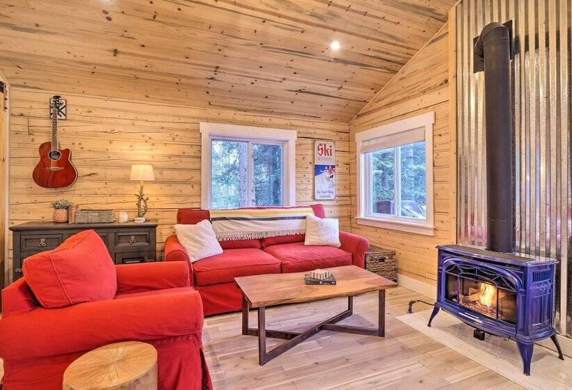 Picturesque Alma Log Cabin W/ Deck & Grill!