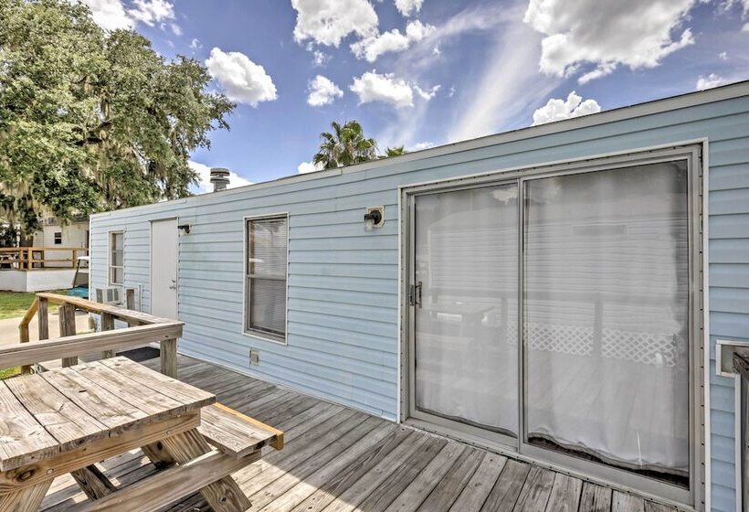 Quaint Silver Springs Cabin W/ Direct Lake Access!