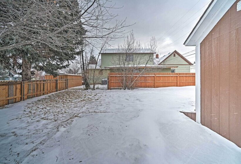 Red Lodge Retreat W/ Yard   Walk To Restaurants!