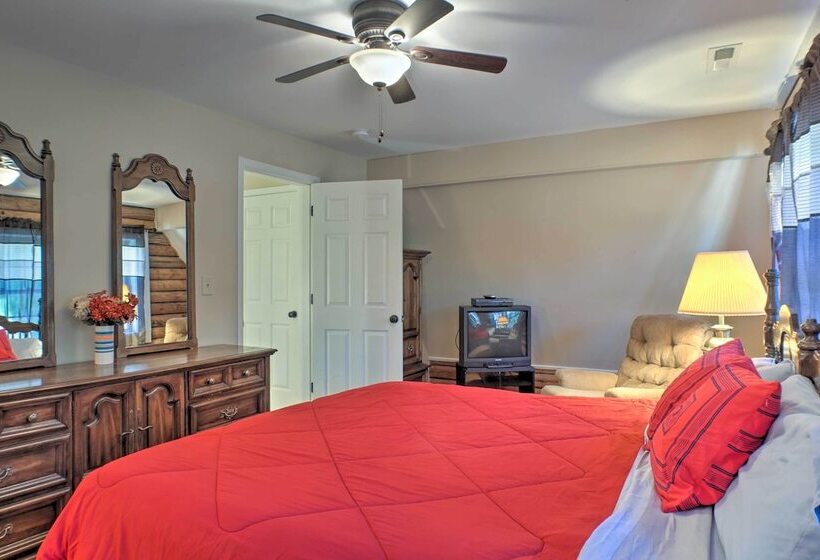 Scottsboro Cabin W/ Fire Pit & Resort Access