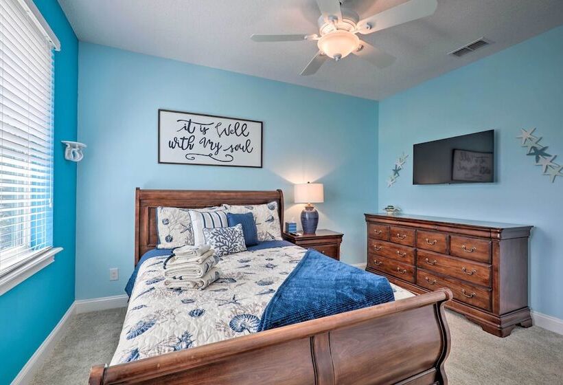 Spacious St Augustine Retreat: Walk To Beach