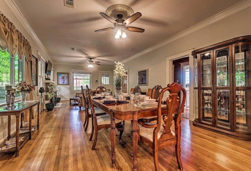 Spacious & Updated 1920 S Hsnp Craftsmen Home