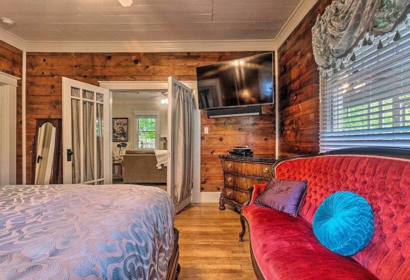 Spacious & Updated 1920 S Hsnp Craftsmen Home