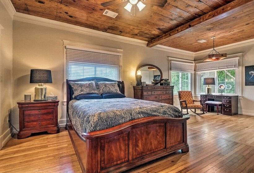 Spacious & Updated 1920 S Hsnp Craftsmen Home