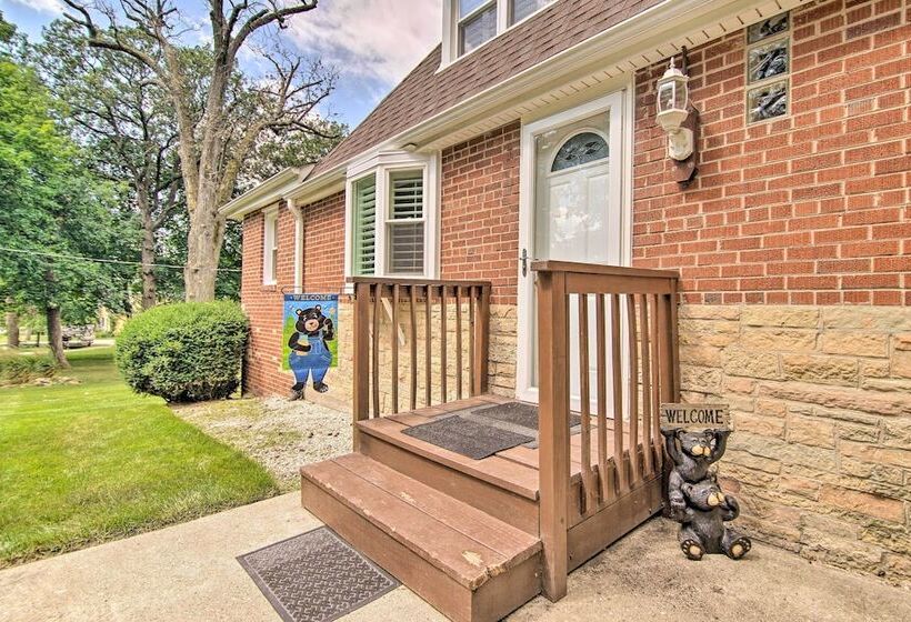 Sun Lit Lake Geneva Sanctuary W/ Bbq Patio!