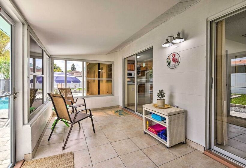 The Flamingo House  Apollo Beach Gem W/ Pool