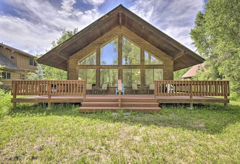 The River Home  Cabin W/ Yard: Near Wolf Creek!