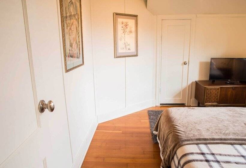 Updated Tacoma Home W/ Patio: 3 Mi To Downtown