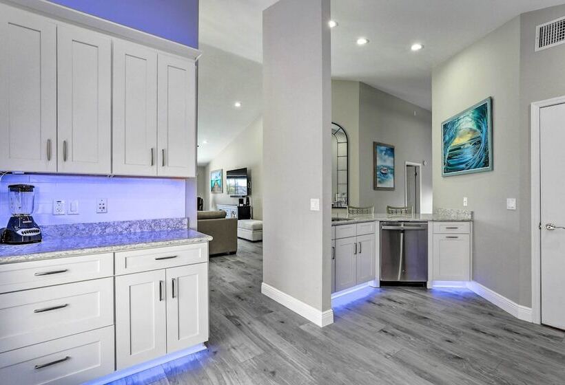 Apollo Beach Getaway With Dock & Pool!