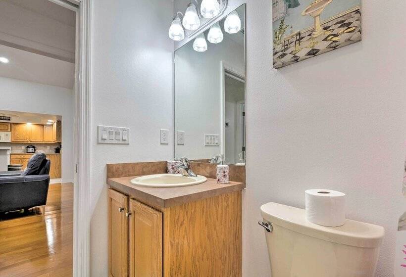 Brooksville Home W/ Lanai ~ 15 Min To Downtown!