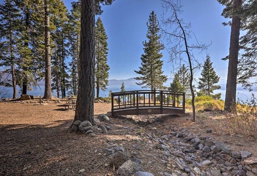 Carnelian Bay Home W/ Hot Tub Near Tahoe Skiing